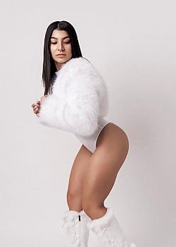 Jaqueline Alvarado image 3 of 4