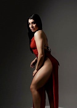 Jaqueline Alvarado image 1 of 4