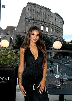 Jasmin Salvati image 3 of 3