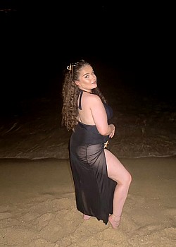 Jasmin Waugh image 2 of 3
