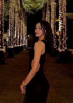 Jasmine Davidson image 2 of 4