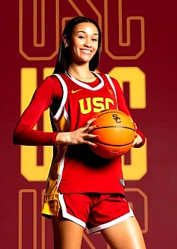 Jasmine Davidson image 3 of 4