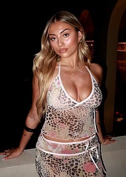 Jasmine Mercedes image 3 of 4