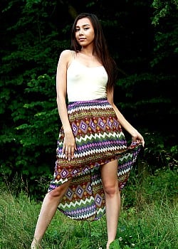 Jasminne Jem image 1 of 3