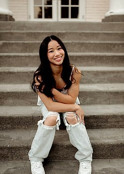 Jayla Hang image 2 of 4