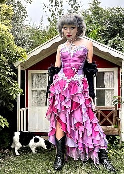 Jazmin Bean image 2 of 4