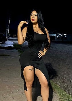 Jazmin Encinas image 3 of 4