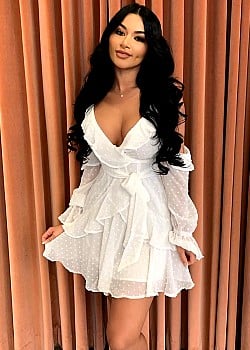 Jazmine Monreal image 2 of 4