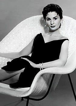 Jean Simmons image 2 of 4