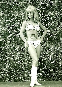 Jeannine Riley image 2 of 2