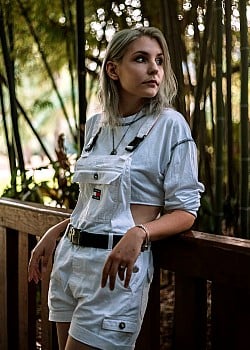 Jeel image 2 of 2
