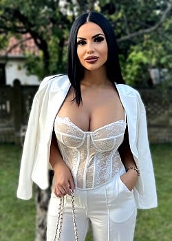 Jelena Smiljic image 1 of 4