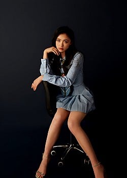 Jelly Lin Yun image 4 of 4