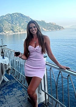 Jemma Johnson image 3 of 4