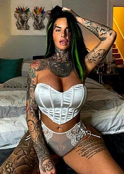 Jemma Lucy image 3 of 4