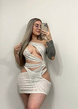 Jen Bretty image 4 of 4