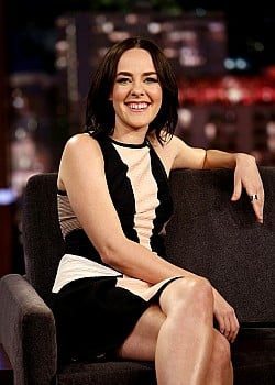 Jena Malone image 1 of 4