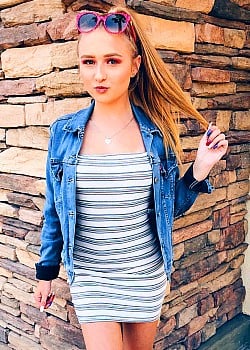 Jenna Arend image 3 of 4