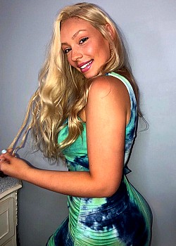 Jenna McGovern image 2 of 2