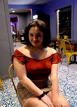 Jenna Phillips image 2 of 2