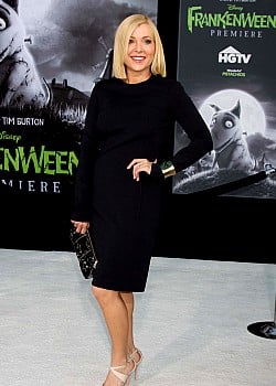 Jennifer Aspen image 2 of 4