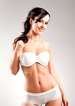 Jennifer Henschel image 4 of 4