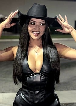 Jennifer Leopardi image 2 of 4