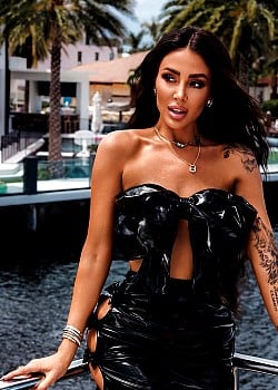 Jennifer Stano image 1 of 2