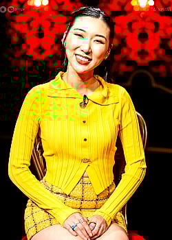 Jenny Tian image 2 of 2