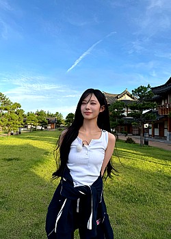 Jeong Won-i image 2 of 2