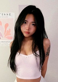 Jess Feng image 3 of 4