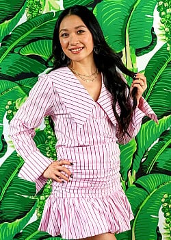Jess Hong image 2 of 3