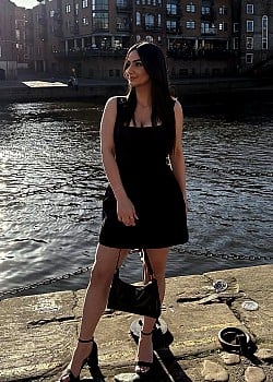 Jess Nouri image 3 of 3