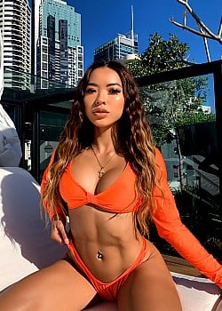 Jess Than image 4 of 4