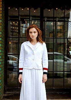 Jessica Barden image 2 of 4