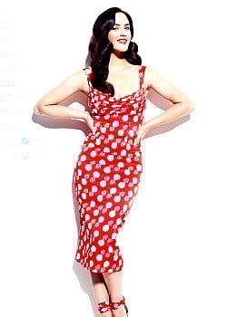 Jessica Brown Findlay image 2 of 4