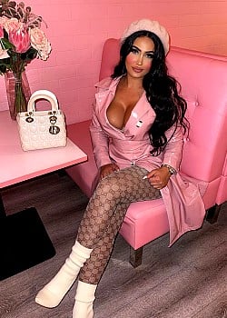 Jessica Foster image 2 of 4