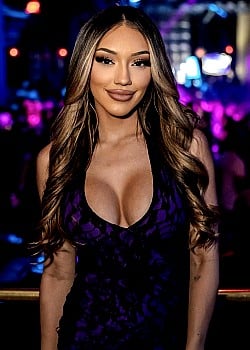 Jessica La Cour image 2 of 2