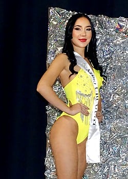 Jessica Lemes image 1 of 3