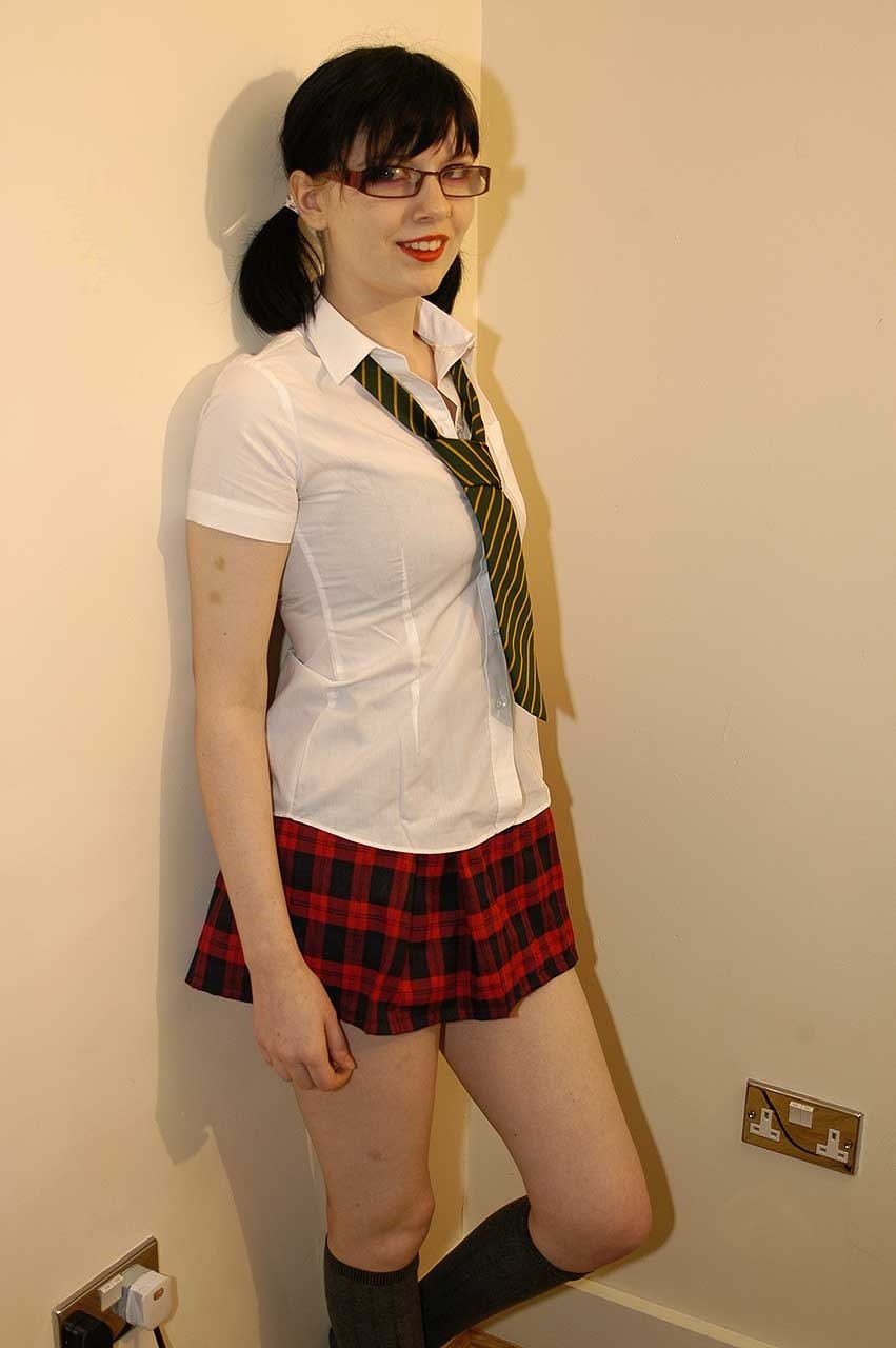 Jessica Lo - Free nude pics, galleries & more at Babepedia