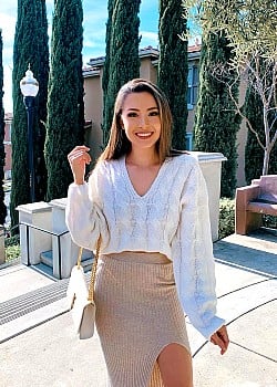 Jessica Ricks image 1 of 4