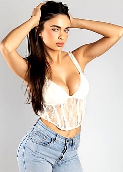 Jessica Santamaria image 2 of 4