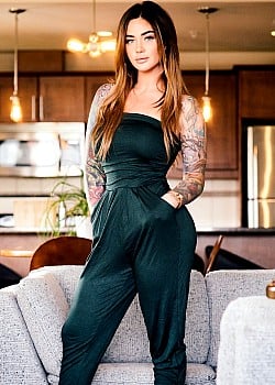 Jessica Wilde image 3 of 4