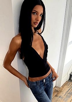Jihan Hannan image 1 of 3