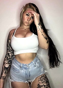 Jillian Palomba image 2 of 2
