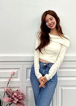 Jin Se-Yeon