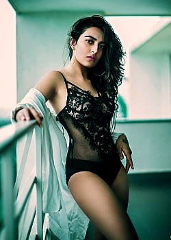 Jinal Joshi image 1 of 3