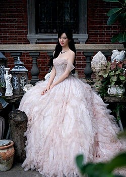 Jing Tian image 3 of 4
