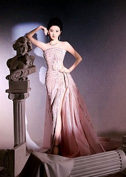 Jing Tian image 4 of 4
