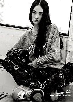 Jing Wen image 1 of 4